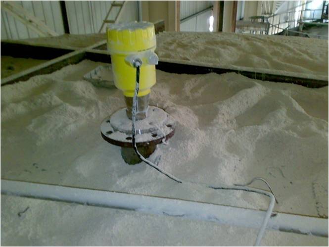 中糧生化 - 26GHZ雷達物位計(圖1) 中糧生化 - 26GHZ雷達物位計(圖1)