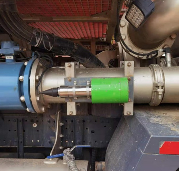 Na-22放射性儀表安裝在混砂車測(cè)量礦漿密度案例(圖1)