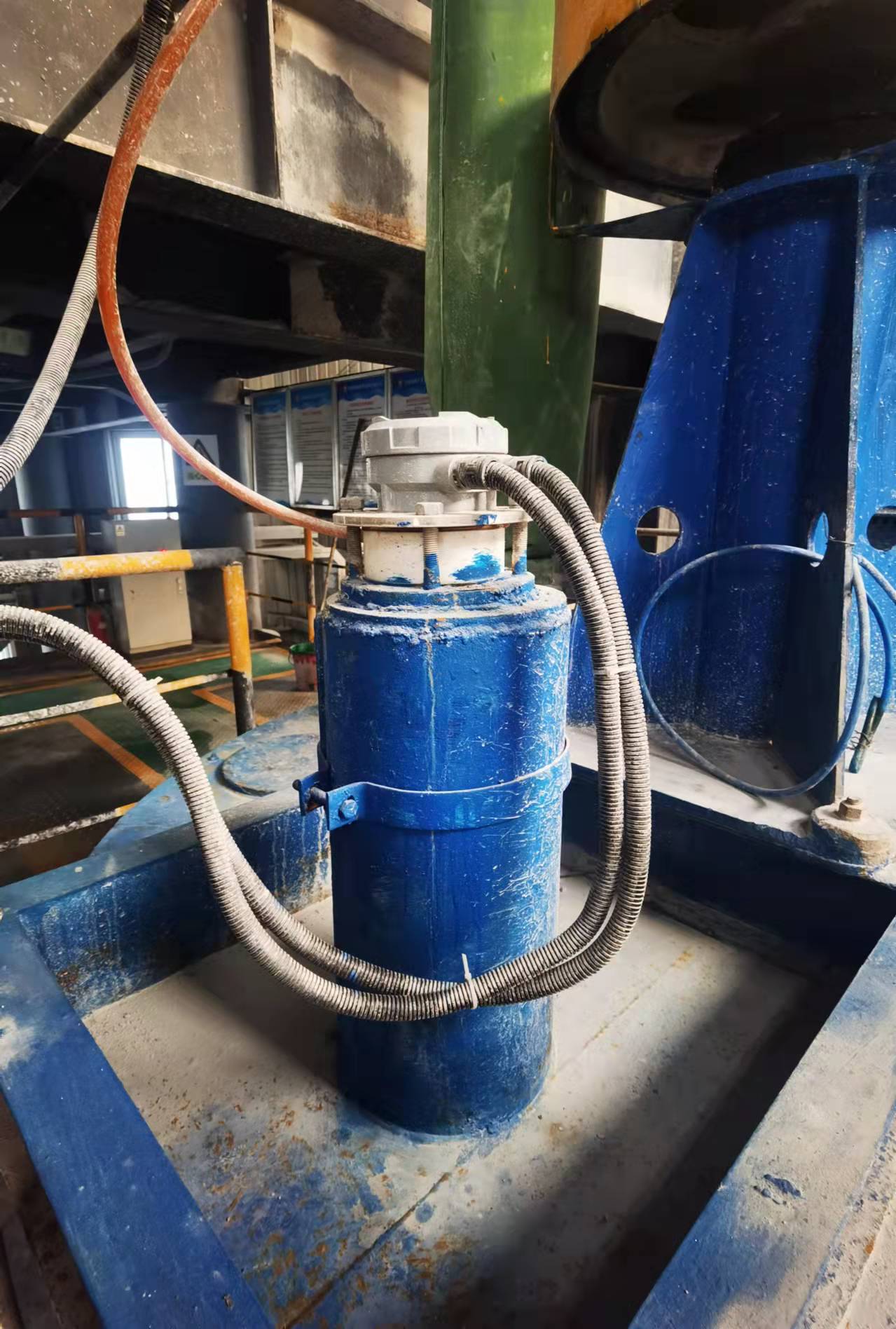 伊科菲斯環(huán)保型濃度計及利馬克雷達(dá)液位計在中國五礦集團(tuán)安徽某礦業(yè)公司的成功應(yīng)用(圖30) 1526005537902468.png